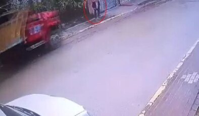 Çalışır vaziyette bırakılan kamyon dehşet saçtı! Yaşlı adam feci şekilde can verdi