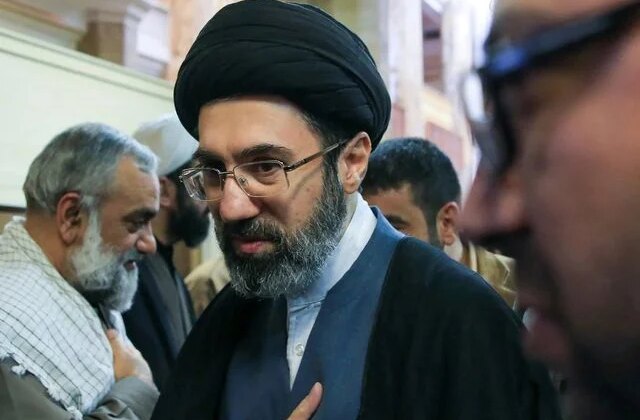 “Hamaney bacağından üç kez ameliyat edildi” iddiası