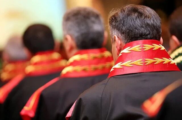 HSK kararnamesi yayımlandı: 11 hakim ve savcının görev yeri değiştirildi