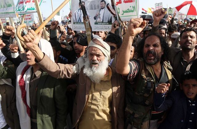 Husiler: ABD ve İsrail’e karşı her seçeneğe hazırız