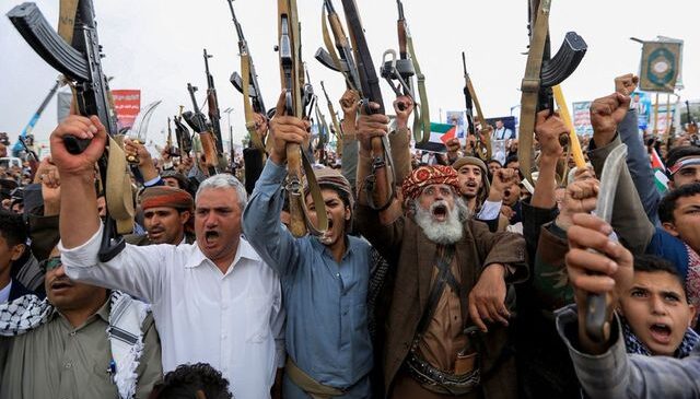 Husilerden tarihi rest: Körfez ülkeleri savaşa katılırsa, Babülmendep Boğazı’nı kapatırız