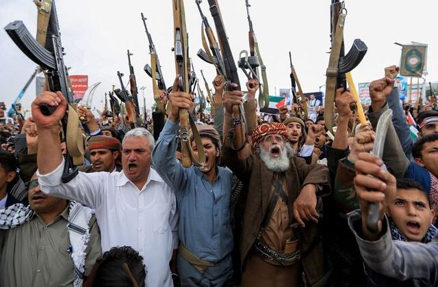 Husilerden tarihi rest: Körfez ülkeleri savaşa katılırsa, Babülmendep Boğazı’nı kapatırız