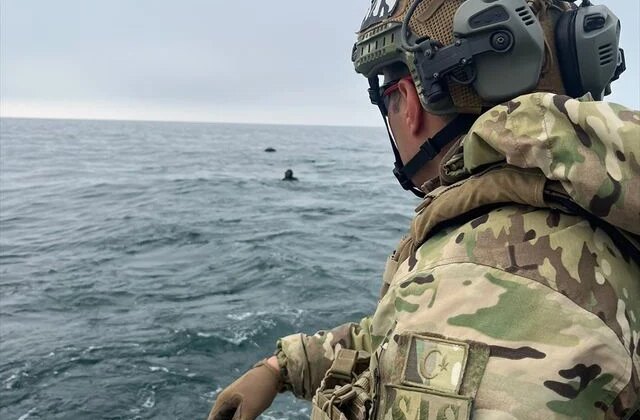 İğneada açıklarında tespit edilen mayın, SAS timlerince imha edildi