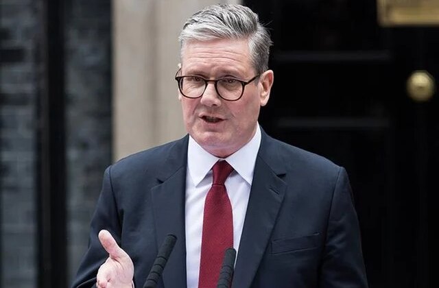 Starmer’den sosyal medya platformlarına çağrı: Çocukları internette güvende tutmak için ne gerekiyorsa yapacağım