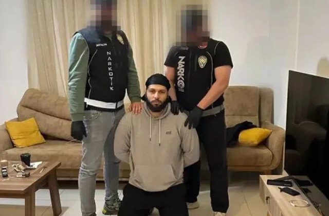 Kırmızı bültenle aranan Matthias Malik Lammers Alanya’da  yakalandı