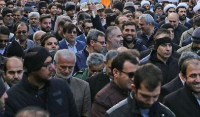 İran, ABD ve İsrail’le işbirliği yapan 100’den fazla kişinin mal varlığına el koydu