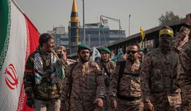 İran: Muhtemel saldırganlar için esir kampları dahi hazırlandı