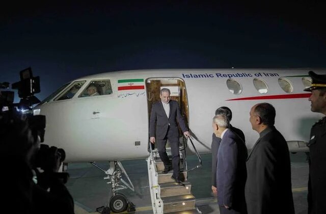 İran Dışişleri Bakanı Arakçi İslamabad’da: Kritik temaslar başlıyor