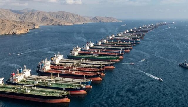 İran, Hürmüz Boğazı’nın yeniden açılması için savaş tazminatı talep etti