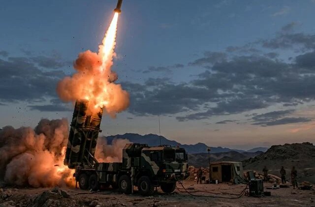 İran’ın başkenti Tahran’da hava savunma sistemleri aktif hale getirildi