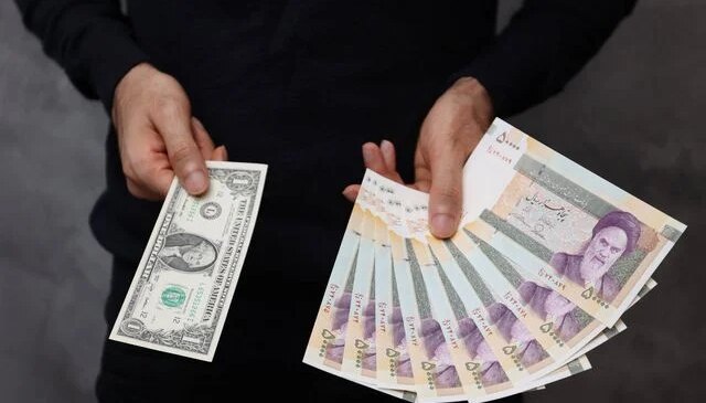 İran riyali çakıldı! Dolar karşısında tarihi dip seviyeyi gördü
