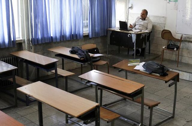 İran’da ülke genelindeki tüm okullarda uzaktan eğitime geçildi