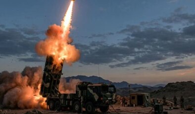 İran’ın başkenti Tahran’da patlama sesleri duyuluyor