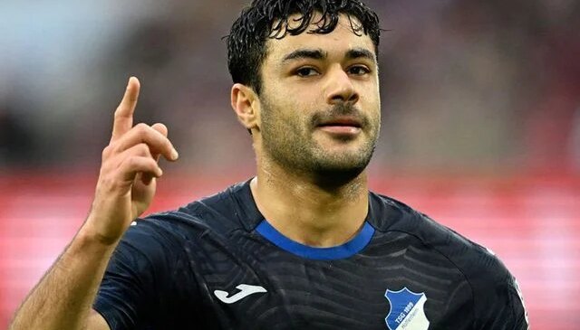 İsmi Galatasaray’la da anılan Ozan Kabak resmi imzayı atıyor