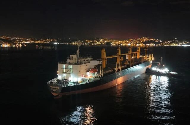 İstanbul Boğazı’nda gemi arızası; trafik çift yönlü askıya alındı