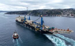 İstanbul Boğazı’nda gemi trafiği çift yönlü askıya alındı