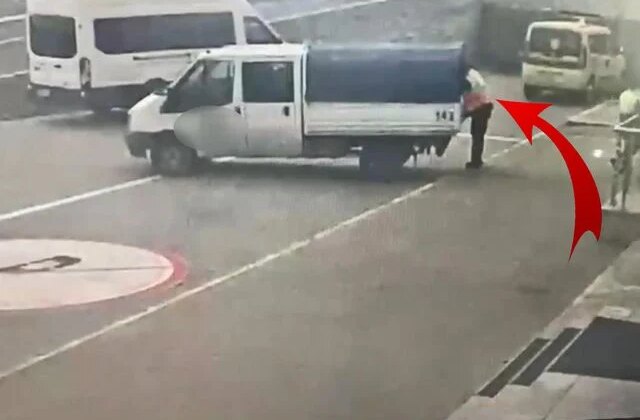 İstanbul Havalimanı’nda yer hizmetleri aracıyla kokain kolilerinin sevkiyatı kamerada