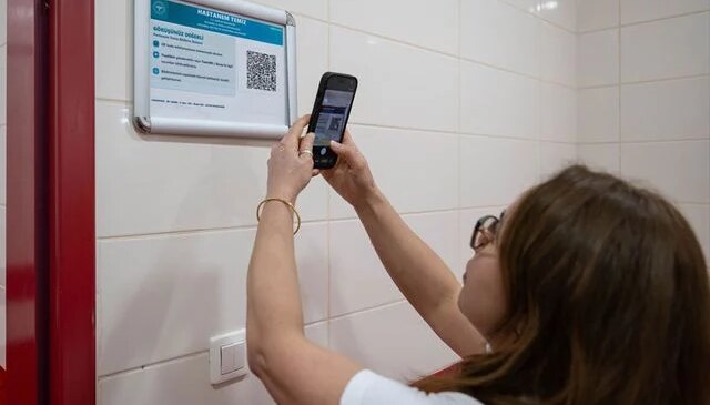Hastanelerde yeni dönem! QR kod ile sorunlara 7 dakikada çözüm