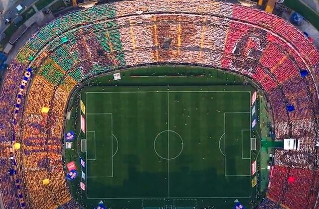 İşte futbol bu! Efsane isme unutamayacağı anlar yaşattılar