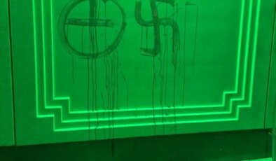 İsveç’te bir camiye ırkçı saldırı düzenlendi