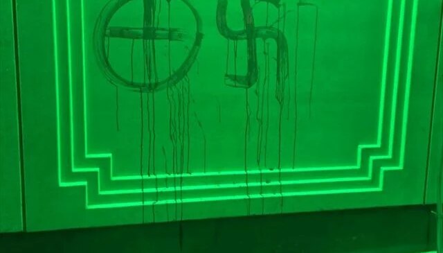 İsveç’te bir camiye ırkçı saldırı düzenlendi