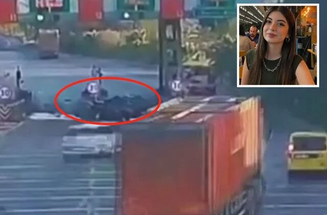 Genç doktorun aracı yanarken trafik umarsızca aktı