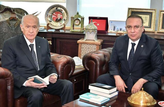 İzzet Ulvi Yönter önce paylaştı sonra sildi! MHP’ye mesaj mı verdi?