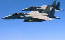 Japonya Hava Kuvvetleri alarmda! ABD yapımı F-15’ler havada parçalanmaya başladı