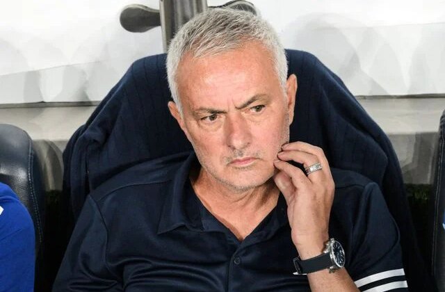 Jose Mourinho, Beşiktaş’ın eski golcüsüne talip