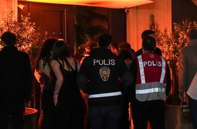 Kadıköy’de 12 mekana baskın! 107 kişiye gözaltı kararı verildi