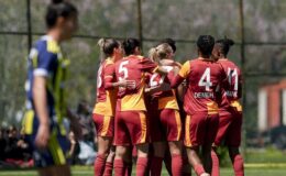 Kadınlar derbisinde inanılmaz son! Galatasaray, Fenerbahçe’yi geriden gelip yendi