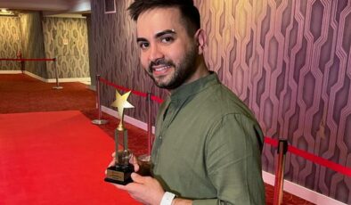 Kadir Ezildi’den babasına sert rest: Beni değil onu seçti