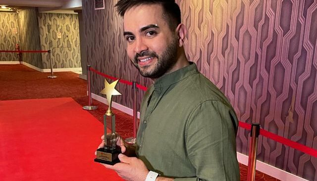 Kadir Ezildi’den babasına sert rest: Beni değil onu seçti