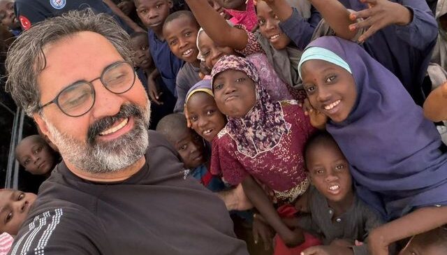 KARDEŞLERİNİ UNUTMA DERNEĞİ’NDEN AFRİKA’DA KURBAN HAZIRLIKLARI