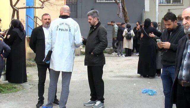 Kartal’da 5. katta yalnız yaşayan kadın bıçaklanarak öldürüldü