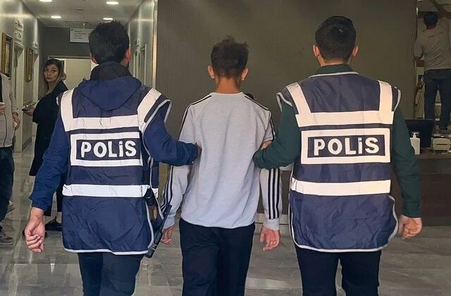 Kız meselesinden cinayet işleyen çocuğa yaşı kadar ceza verildi