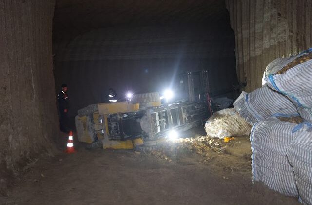Nevşehir’de devrilen iş makinesinin altında kalan işçi öldü