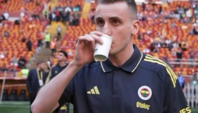 Kerem Aktürkoğlu’ndan Galatasaray taraftarını delirten hareket