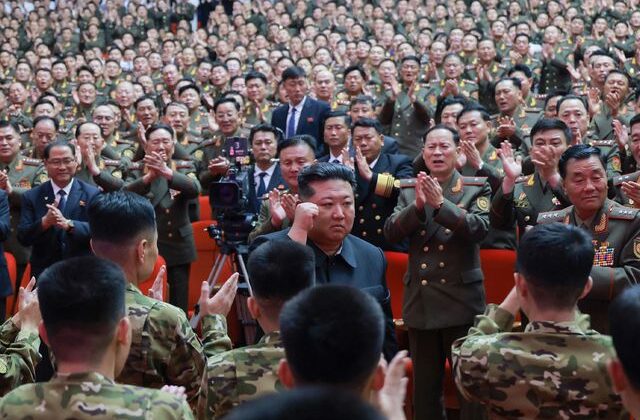 Kim askerlerine esir düşmeyi yasakladı: Risk oluştuğunda intihar edin