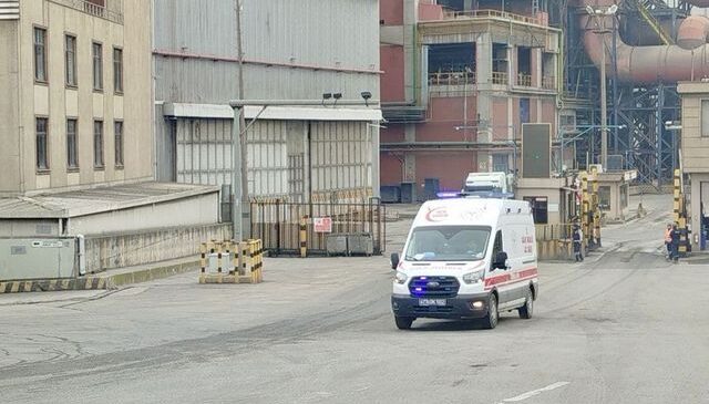 Kocaeli’de fabrikada yüksekten düşen 3 işçi öldü