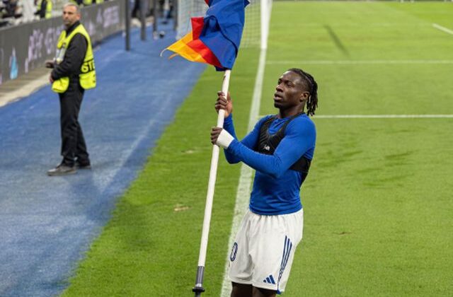 Maç sonundaki sevinci ortalığı savaş alanına çevirdi