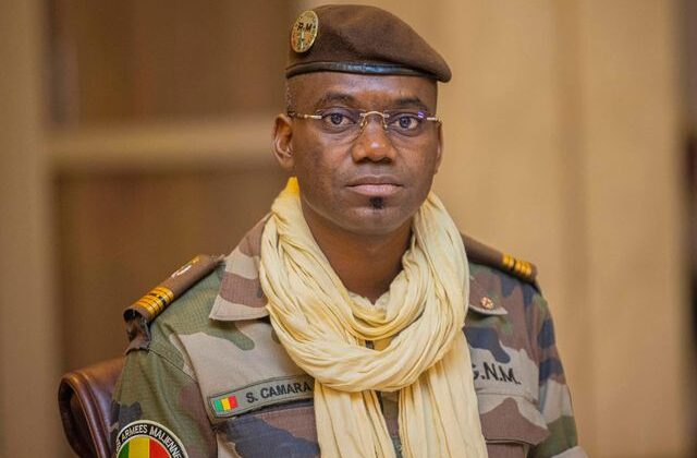 Mali Savunma Bakanı Sadio Camara intihar saldırısında hayatını kaybetti