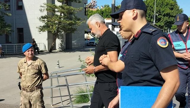 Manavgat Belediyesi’ne yönelik soruşturmada 21 şüpheli daha gözaltına alındı