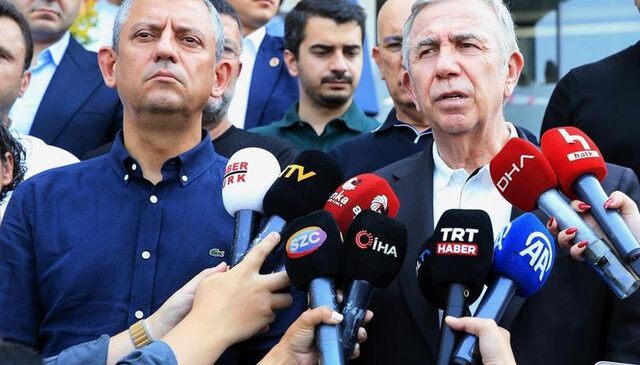 Mansur Yavaş, Özgür Özel’i uyardı: Dünyayı ayağa kaldırmamız lazım, zamanı geldi hatta geçiyor