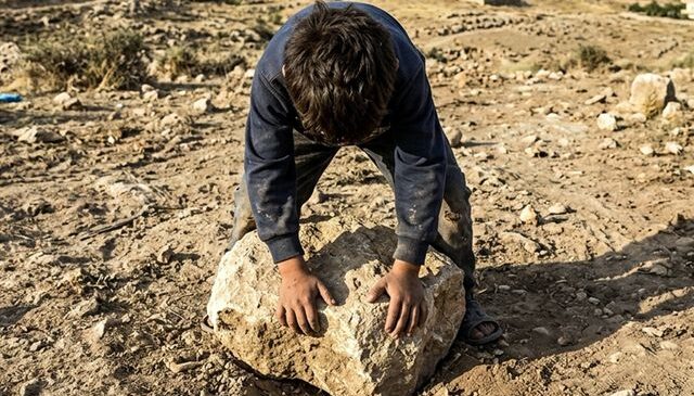 Mardin’de mayın patlamasında iki kardeş yaralandı