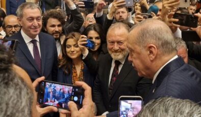 Erdoğan’dan resepsiyona damga vuran soru: “Masa sağlam mı?”