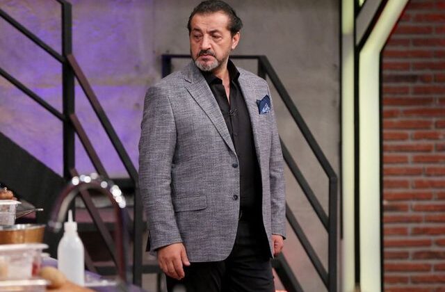 Mehmet Şef’in oğlu siyasete girdi: İşte rozetini taktığı parti