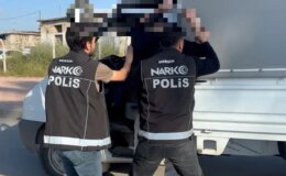 Polisin takip ettiği kamyonetten yaklaşık 185 kilo esrar ele geçirildi