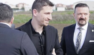 Mert Hakan Yandaş teşekkür mesajı paylaştı! İsmini anmadığı kişi olay oldu