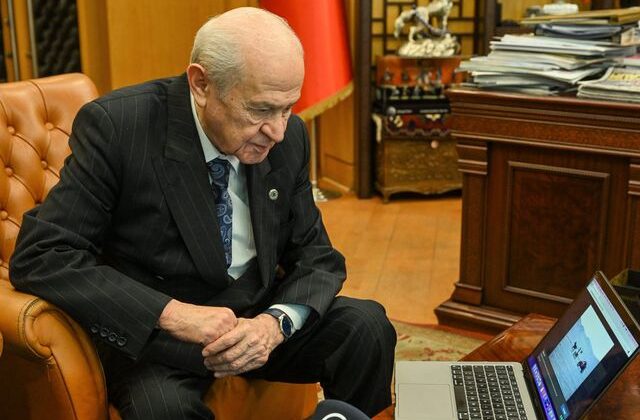Bahçeli’nin yeni favorisi: Kaçırmadan izliyorum